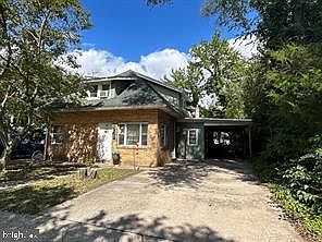 1st image of 211 Berkley Rd