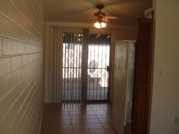 2nd image of 2945 N Estrella Ave