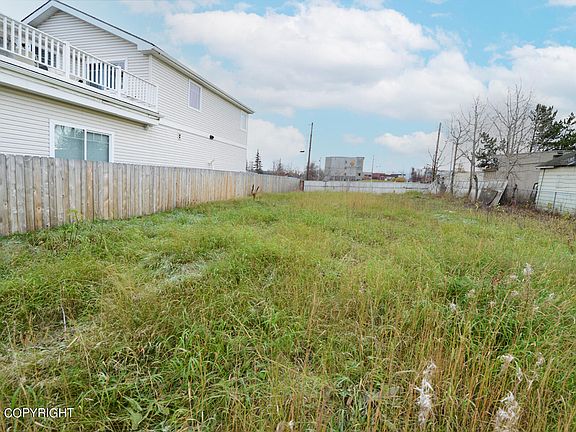 4th image of 3507 Greenland Dr