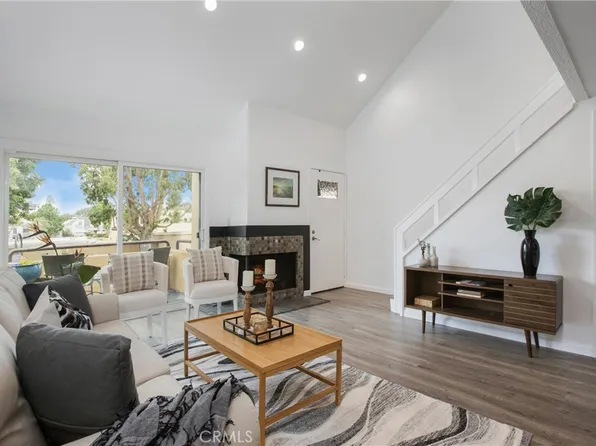 25712 Le Parc Unit 40, Lake Forest, CA 92630