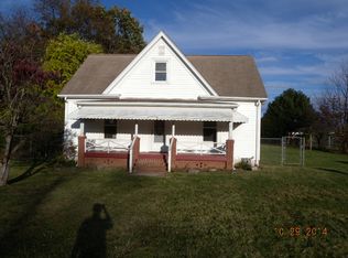 645 36th St NW, Roanoke, VA
