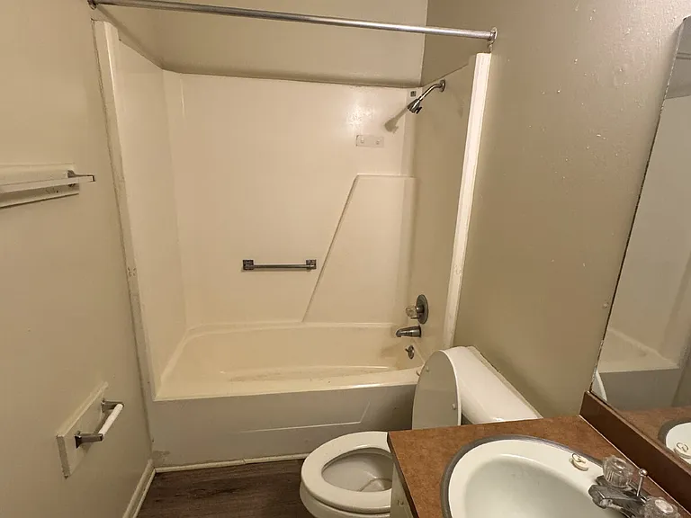 205 Daniel St #7 — Photo 5