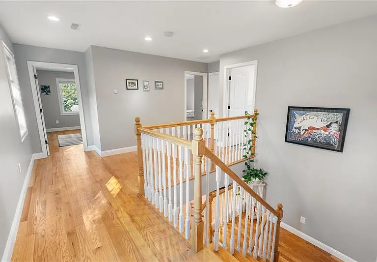 28 Park Ave #1 — Photo 9