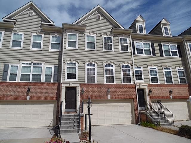 1st image of 842 Oriole Ave