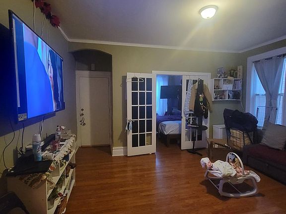 2nd image of 3140 86th St Floor 1