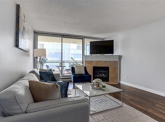 3rd image of 555 Abbott St #515