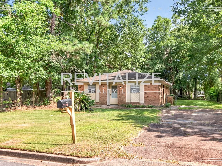 1803 Runnels Rd — Photo 17