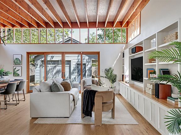 4th image of 5717 Avenue F