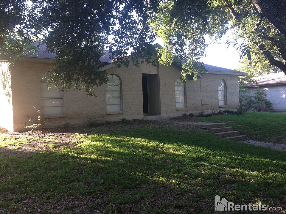 1st image of 149 N Crestwood Blvd