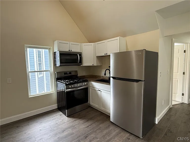 614 N McBride St #2 — Photo 4