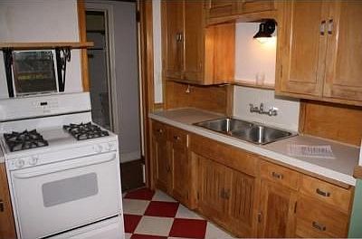 5th image of 3855 Russell Ave N