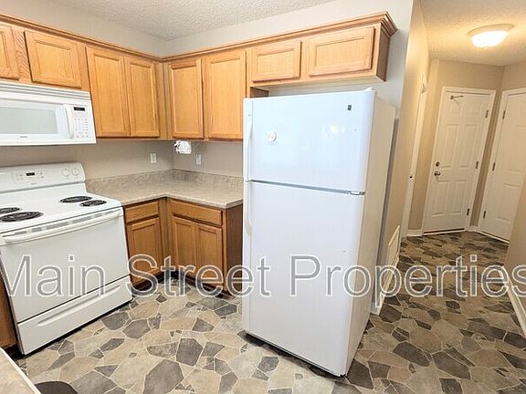 5th image of 7889 Stonebrook Dr