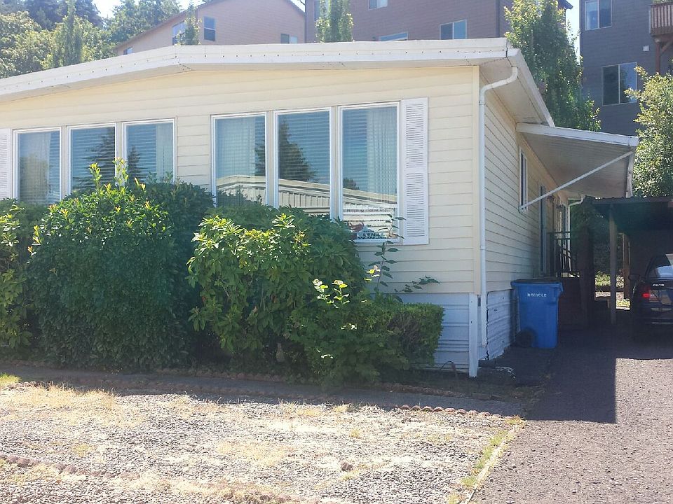 1st image of 1709 NE 78th St