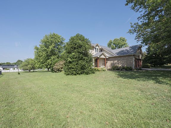 5th image of 2660 Crosspark Dr