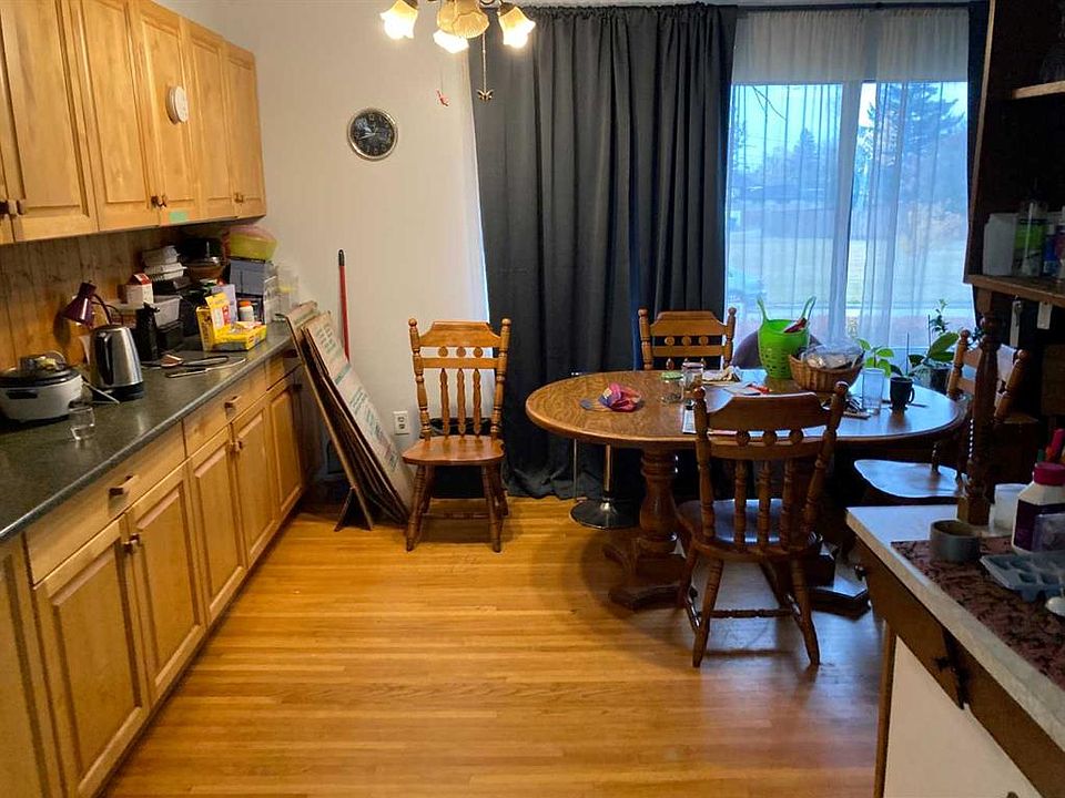 2nd image of 4431 N Greenview Dr NE