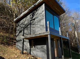 15 Heavenly Ln, Burnsville, NC 28714