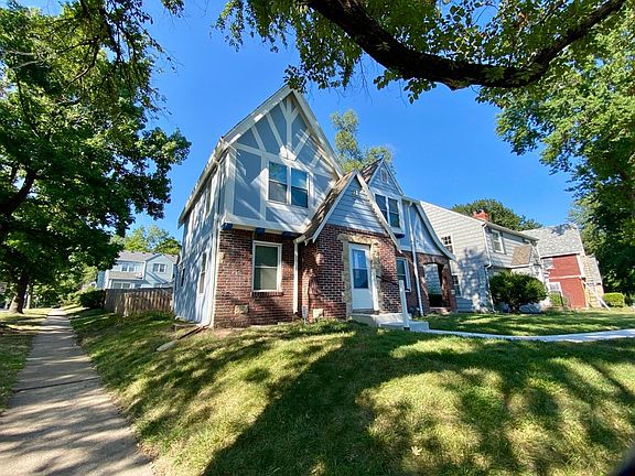 3rd image of 700 E Gregory Blvd