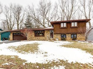 113 S Orr Dr, Normal, IL 61761