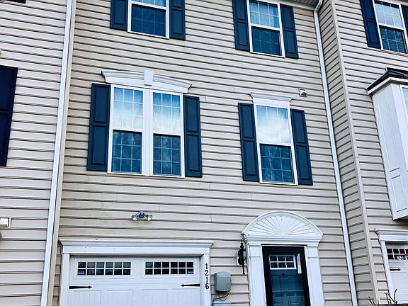 2nd image of 1216 Carrick Ct