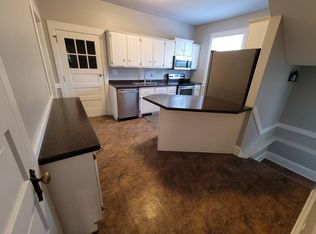 636 21st St, Bettendorf, IA 52722