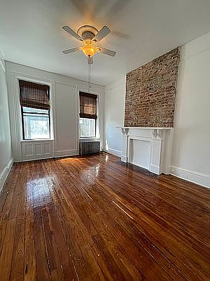 4th image of 340 8th St #5