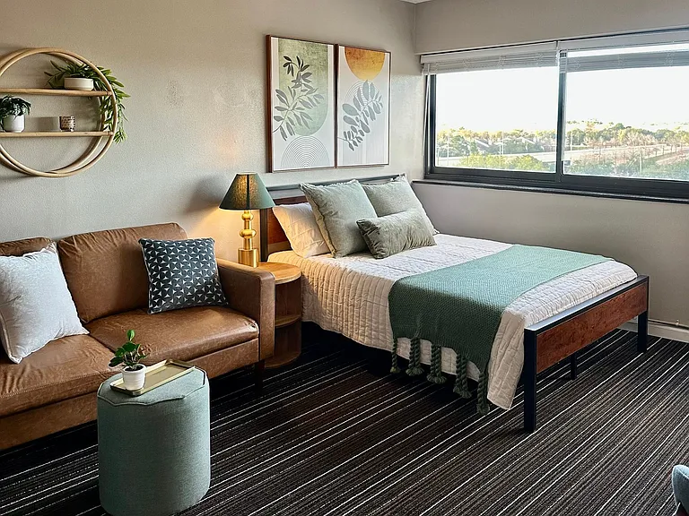 TEAK Apartments — Photo 38