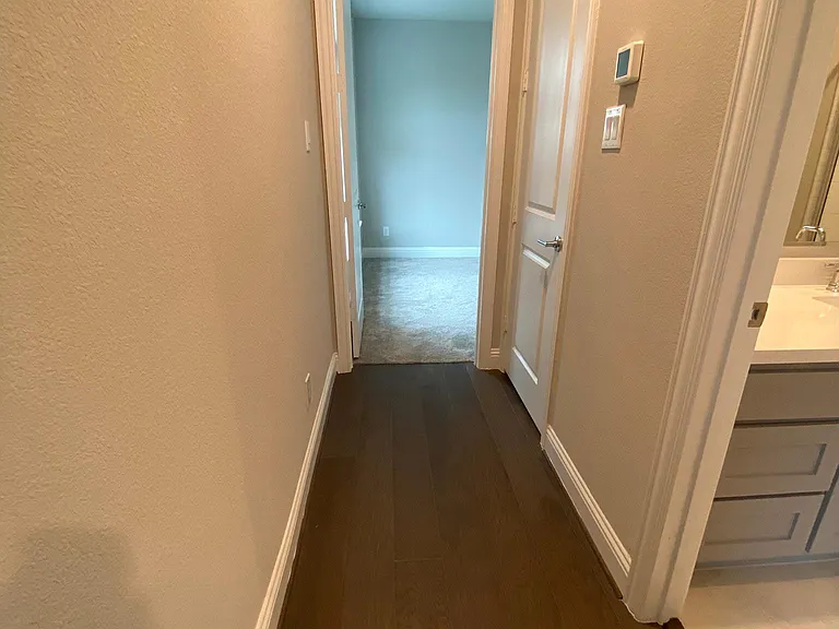 901 Coyote Dr — Photo 30