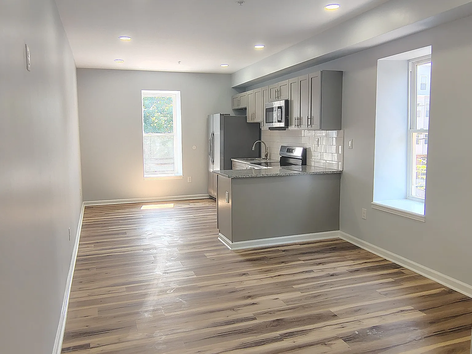 2 bed, $1,550 — Photo 3