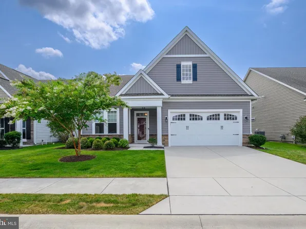 71 Champions Dr, Bridgeville, DE 19933