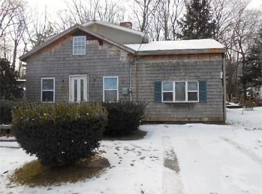 1st image of 105 Waterman Lake Dr