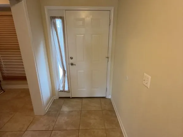 2270 Valor Dr, 2270 Valor Dr APT 303, Winchester, VA 22601