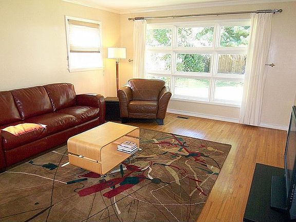 Beutiful oak hardwoods