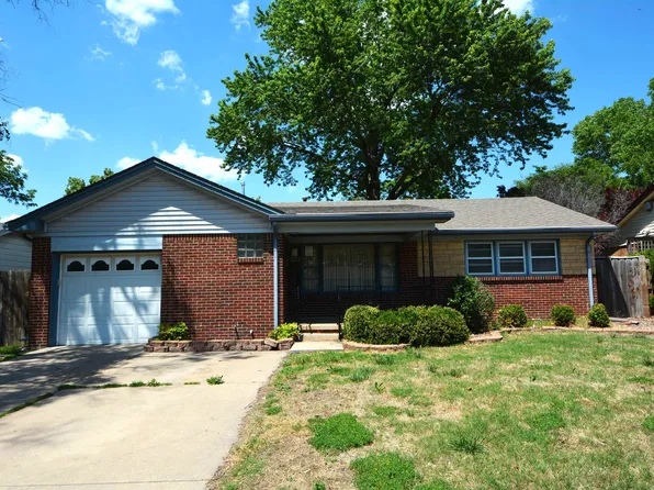 7502 E Lincoln St, Wichita, KS 67207