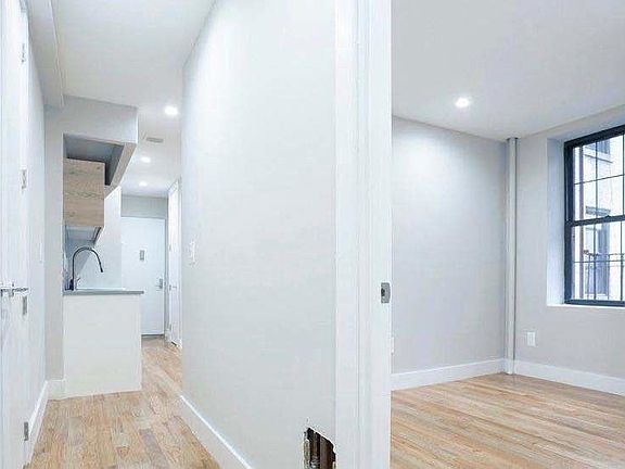 2nd image of 2501 Newkirk Ave #D16