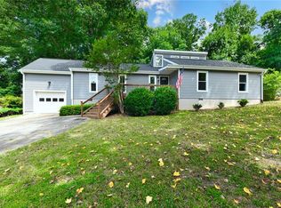 7158 Open Hearth Dr, Kernersville, NC 27284