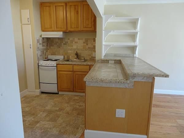 1st image of 3250 Laguna St #208