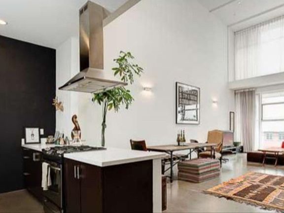 3rd image of 611 N Bronson Ave APT 8