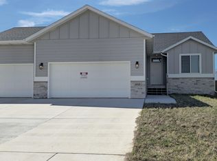 6513 S Barclay Trl, Sioux Falls, SD 57106