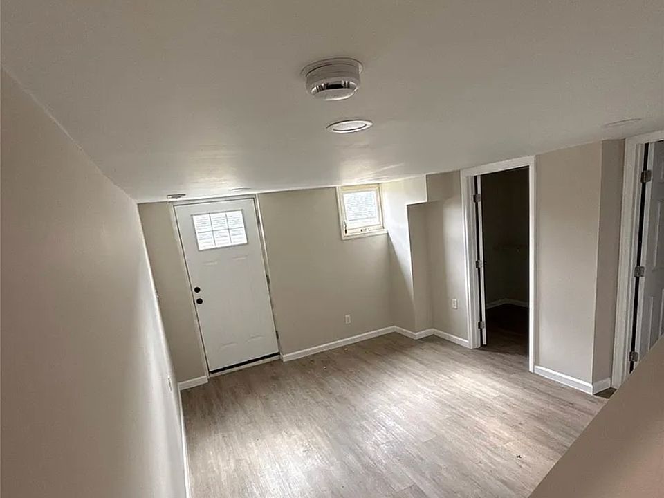 2nd image of 13 Adams St NE