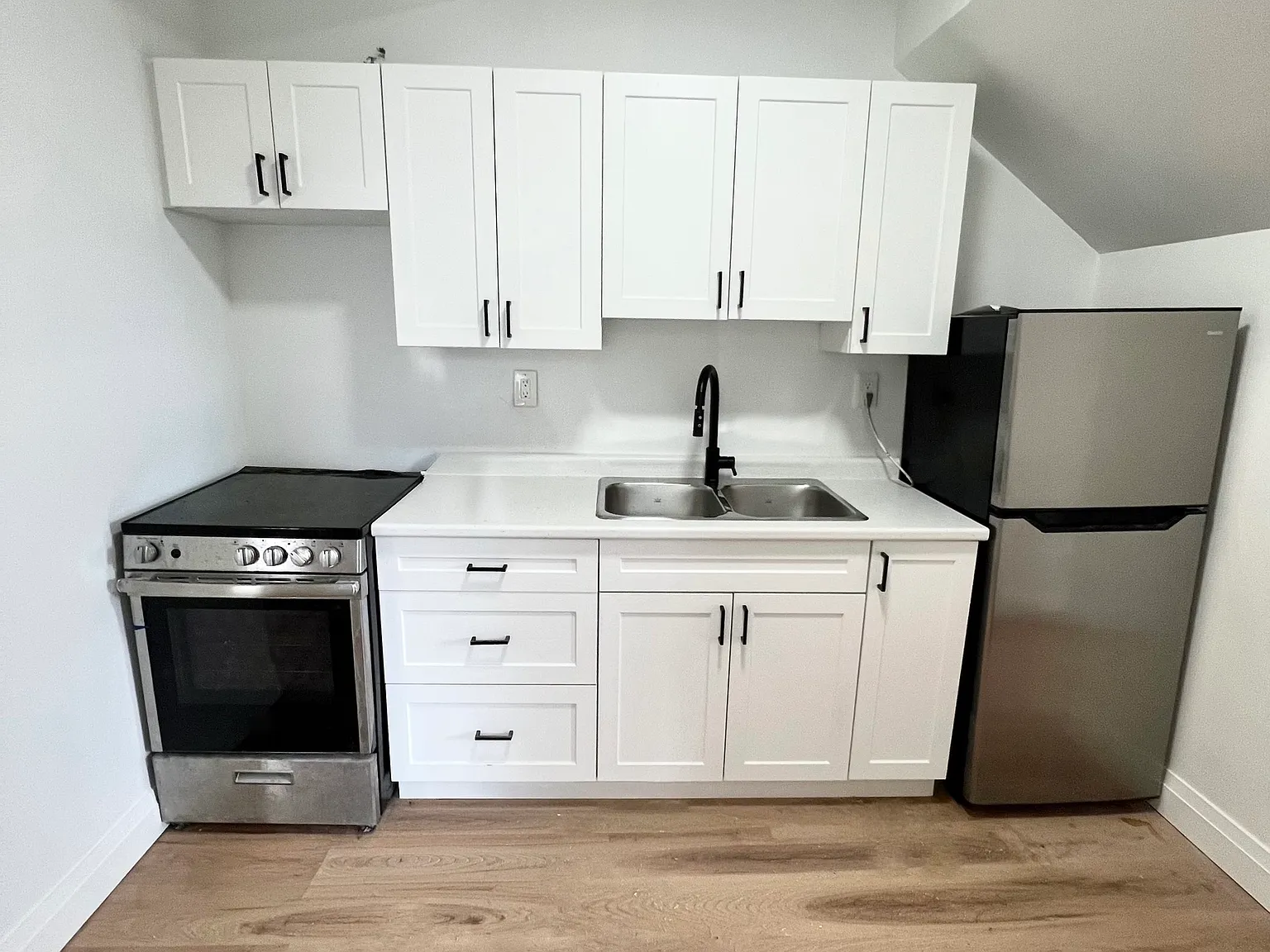 434 King Street — Photo 2
