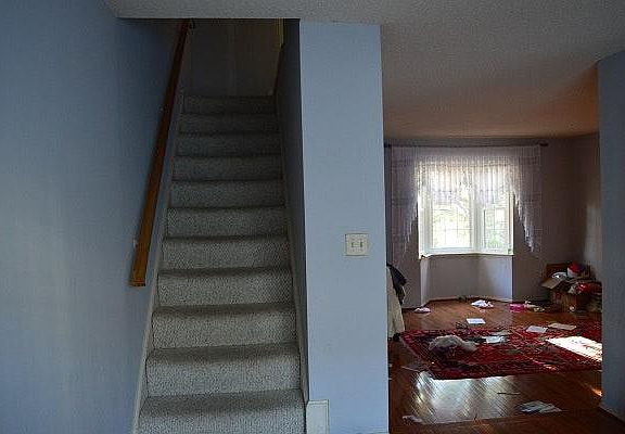 5th image of 2395 Hunters Square Ct