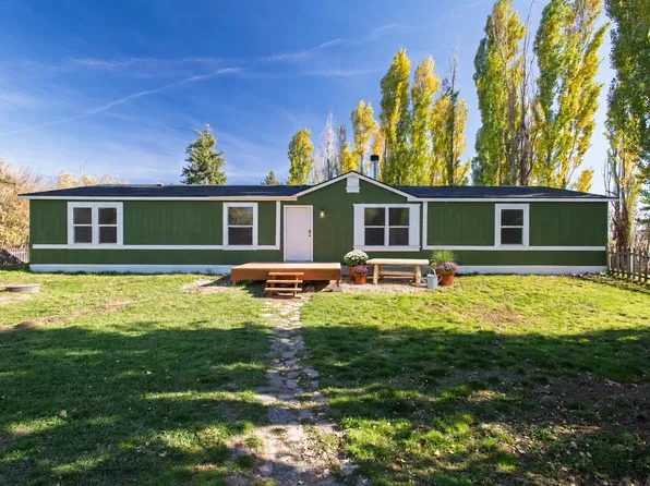 1813 S Lyons Rd, Airway Heights, WA 99001