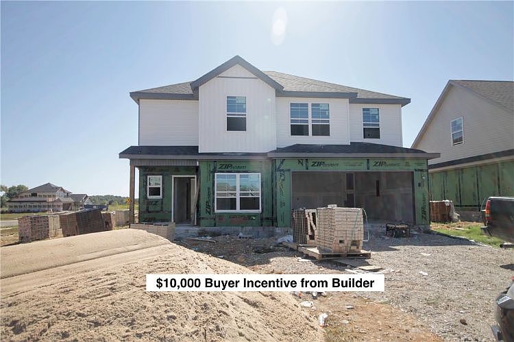 2nd image of 5801 Sw Gentle Winds Ave