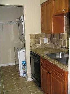 4th image of 4962 Tangerine Ave Unit 4962