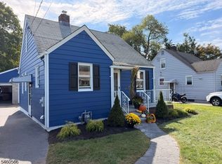 9 Hunter St, Succasunna, NJ 07876