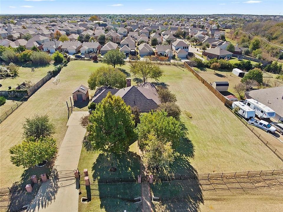 1st image of 9201 Quail Meadows Ln