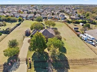 9201 Quail Meadows Ln, Aubrey, TX 76227