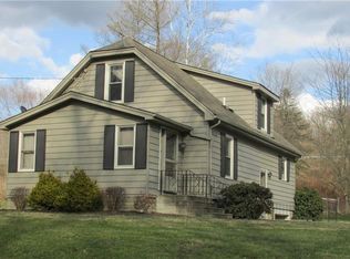 4 Pulaski Rd, Pulaski, PA 16143