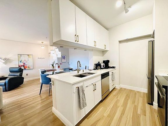 2nd image of 1405 Tuscany Way #4210