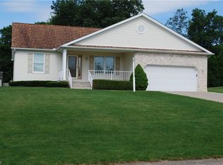 3916 Deer Trl, Mineral Ridge, OH 44440